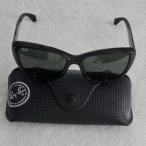 Ray-Ban RB4174 Sunglasses and Ray Ban Case